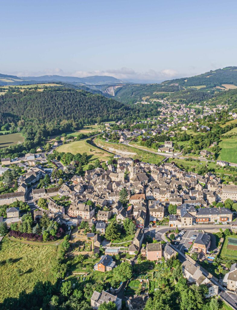 Vue aérienne Bourgs sur colagne