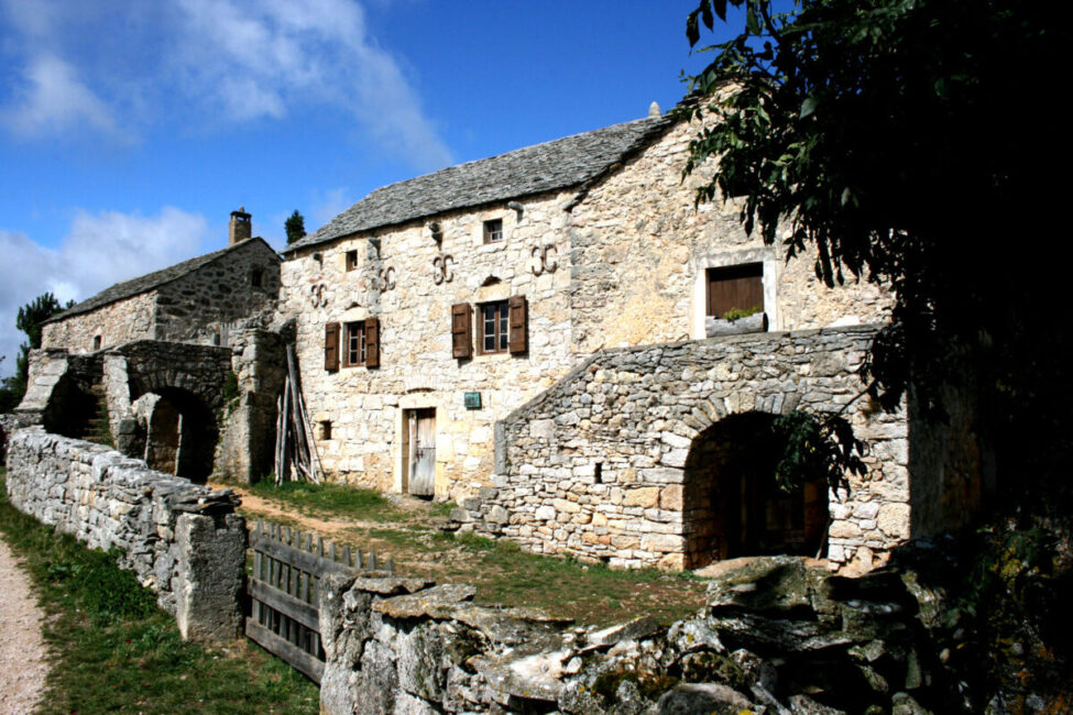 Image 2 : FERME CAUSSENARDE D'AUTREFOIS