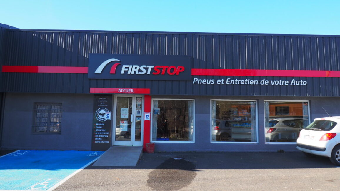 Image 0 : FIRST STOP