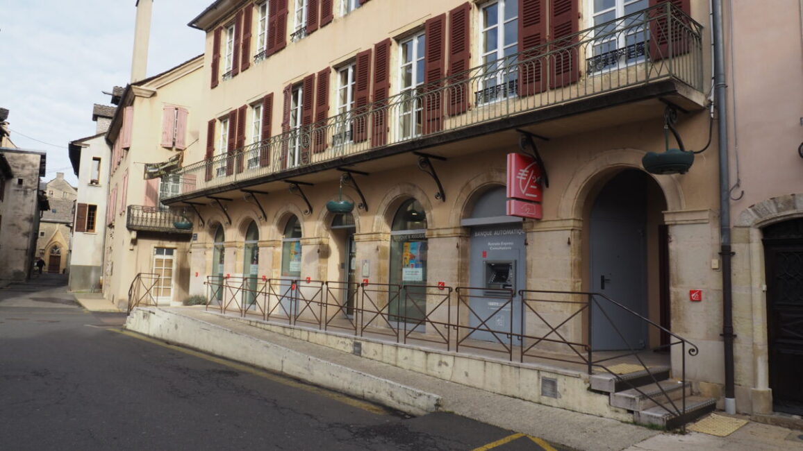 Image 0 : CAISSE D'EPARGNE