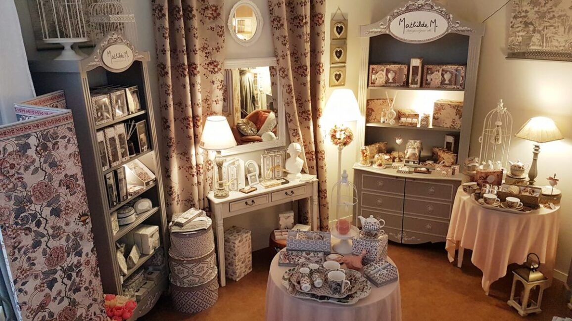 Image 2 : D'UN MONDE A L'AUTRE