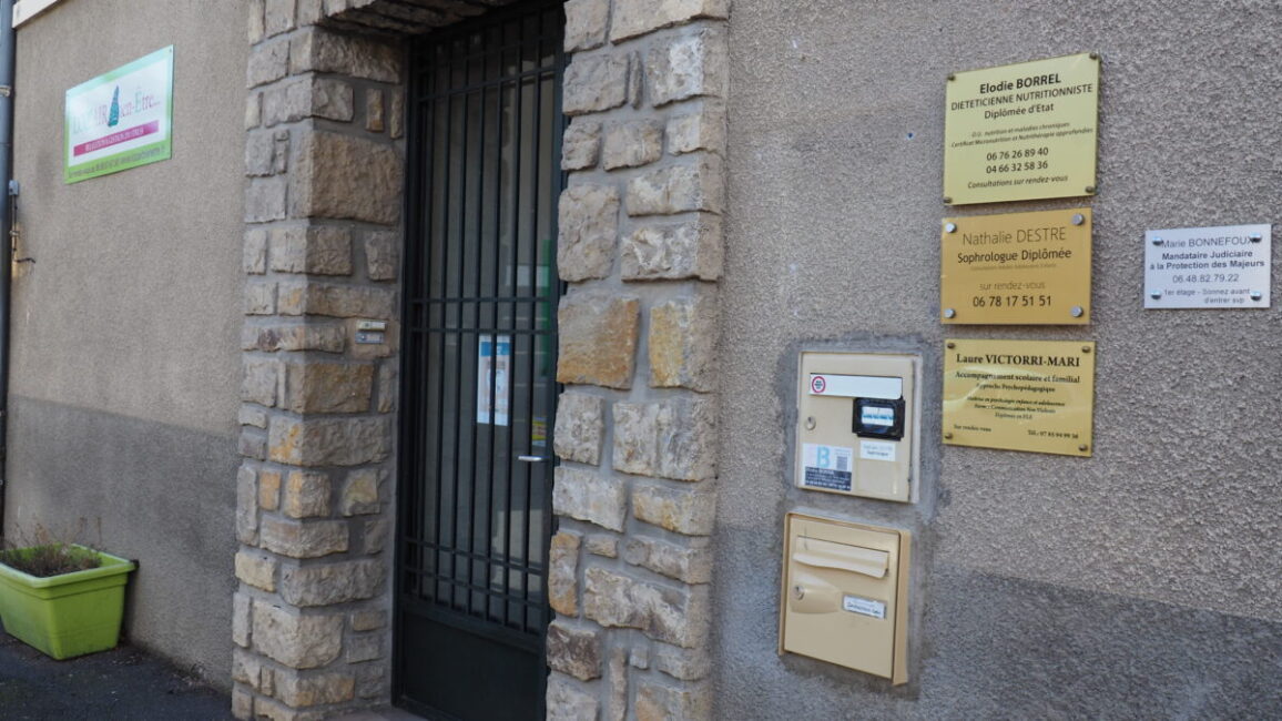 Image 0 : SOPHROLOGUE NATHALIE DESTRE