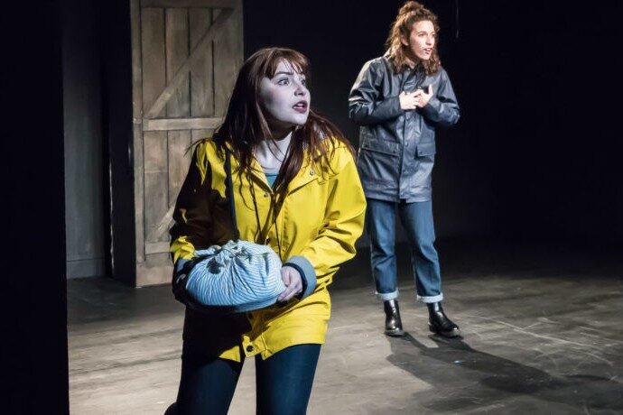 Image 0 : LE PETIT CHAPERON ROUGE - SPECTACLE JEUNESSE