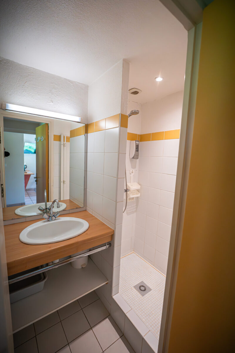 Image 4 : COTTAGE FLOWER CAMPING DU GEVAUDAN - 2 PERSONNES