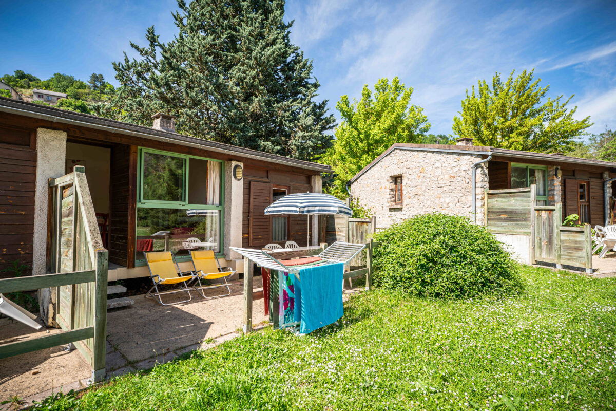 Image 1 : COTTAGE FLOWER CAMPING DU GÉVAUDAN - 5 PERSONNES