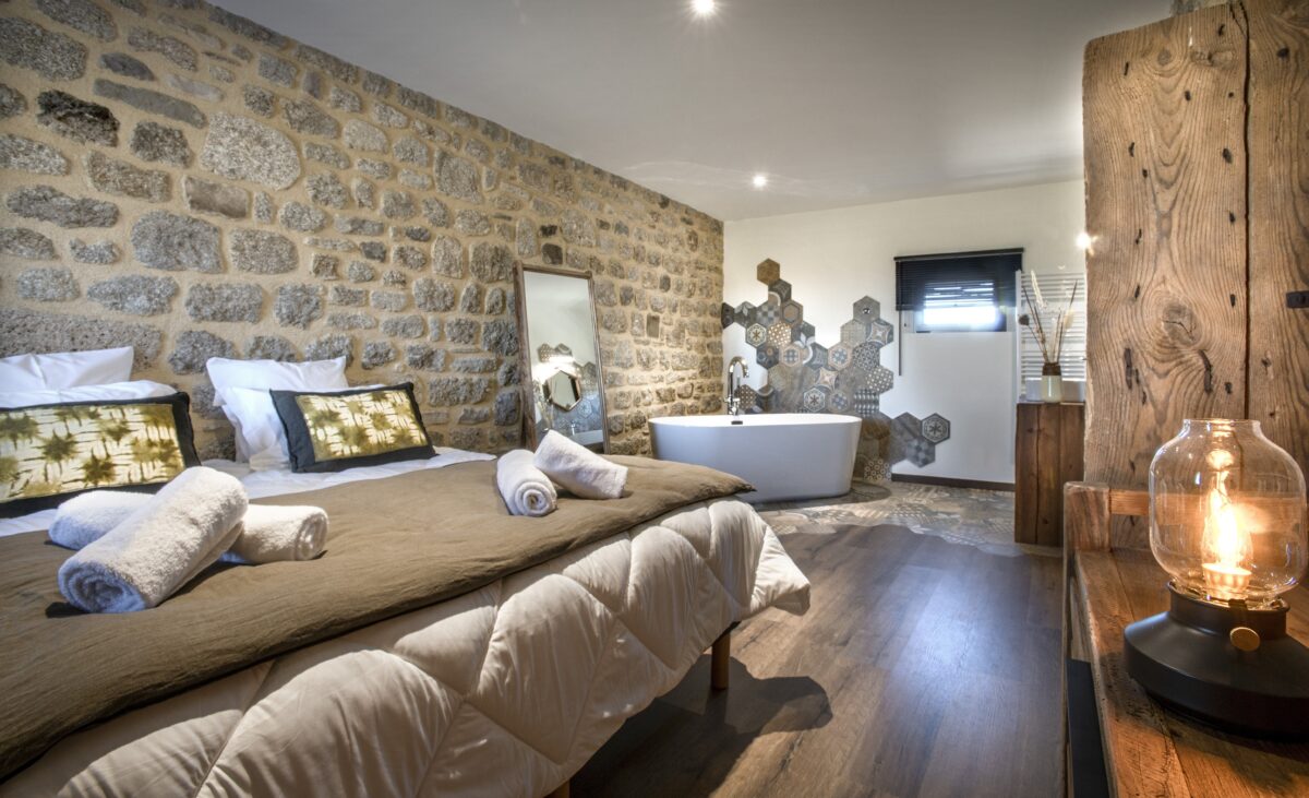 Image 3 : DOMAINE DU BARENA, AU COIN DU FEU