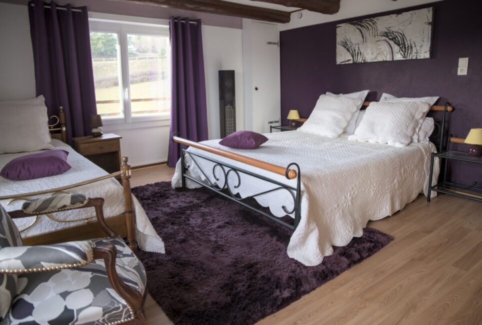 Image 2 : GITE GROUPE VIMENET (12 PERS.) "LA MÉSANGE BLEUE"