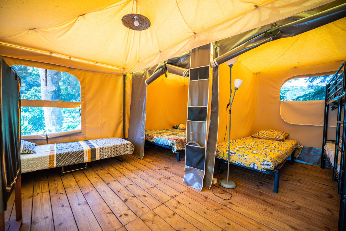 Image 3 : TENTE FLOWER CAMPING DU GÉVAUDAN - 5 PERSONNES