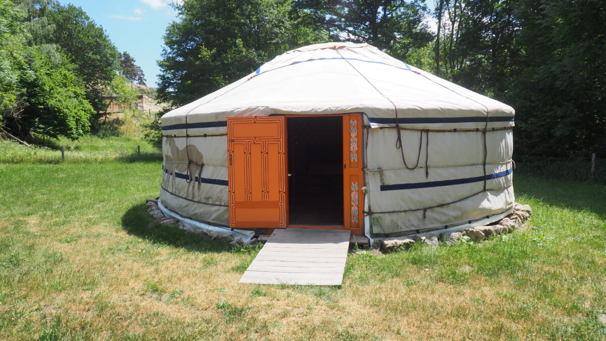 Image 2 : YOURTE NATURE
