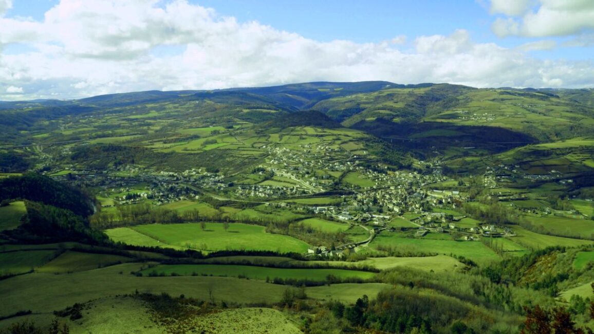 Image 0 : La Vallée de la Biourière
