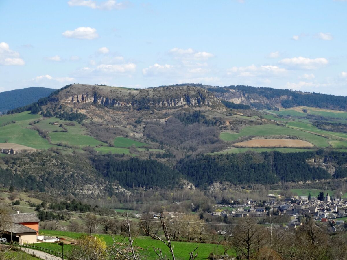 Image 1 : Le plateau des Bories