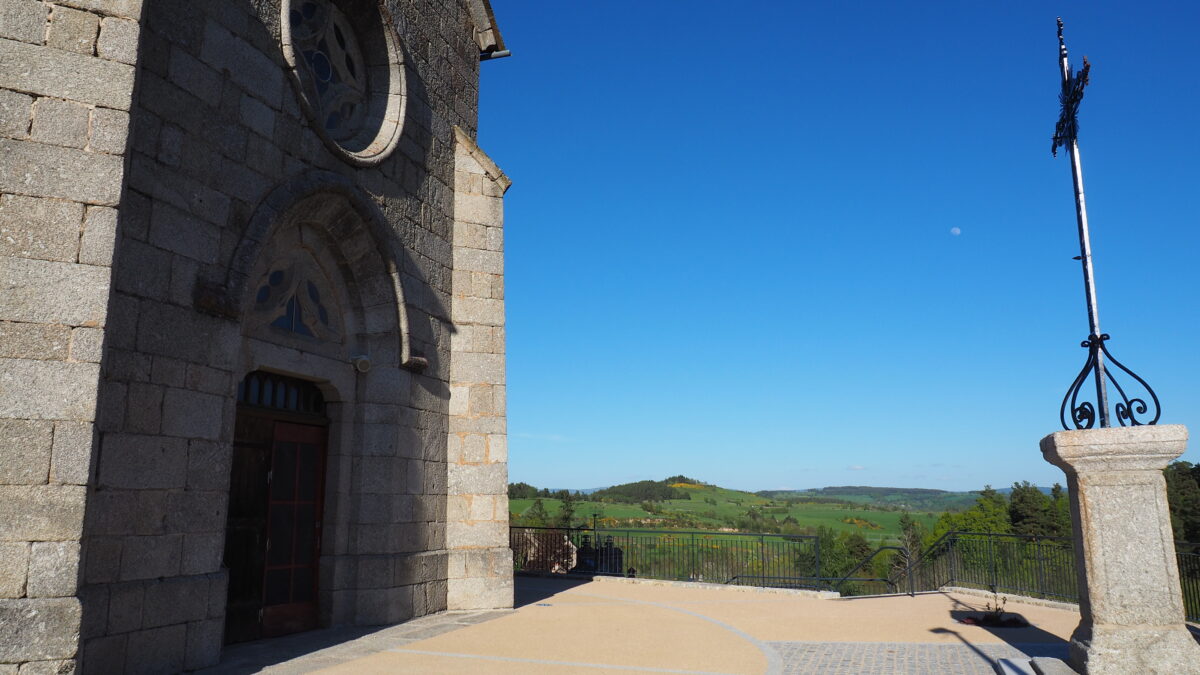 Image 3 : LE BUISSON PORTE D'ENTRÉE DU PNR AUBRAC